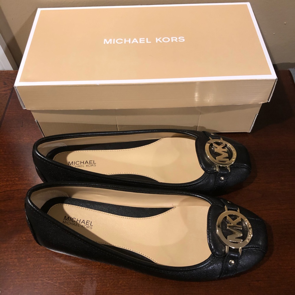 Leather flat Michael Khors shoes